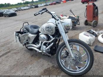  Salvage Harley-Davidson Flhr