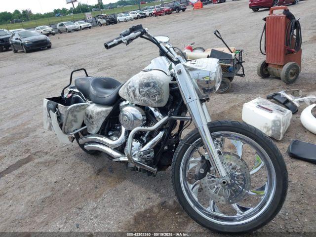  Salvage Harley-Davidson Flhr