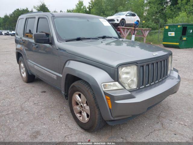  Salvage Jeep Liberty