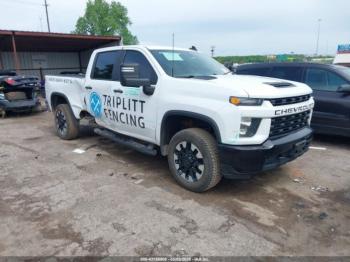  Salvage Chevrolet Silverado 2500