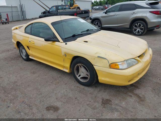  Salvage Ford Mustang