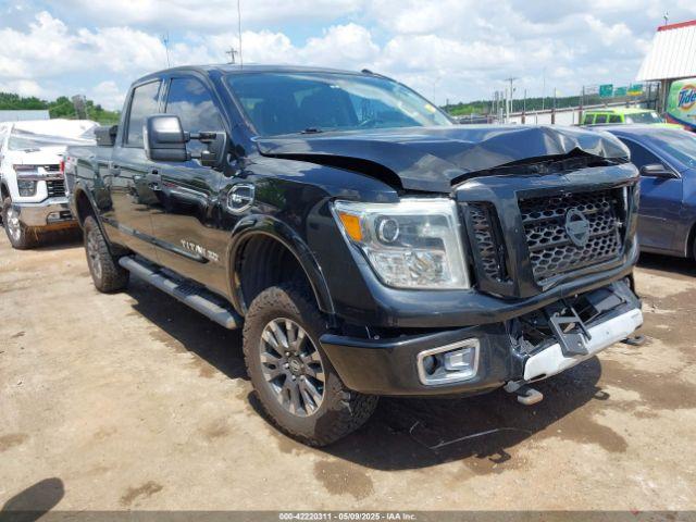  Salvage Nissan Titan