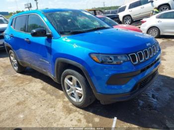  Salvage Jeep Compass