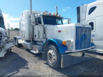  Salvage Peterbilt 379