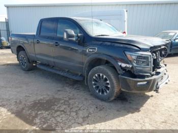  Salvage Nissan Titan