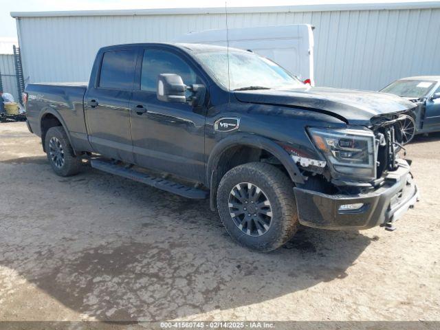  Salvage Nissan Titan