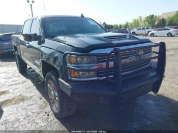  Salvage Chevrolet Silverado 2500