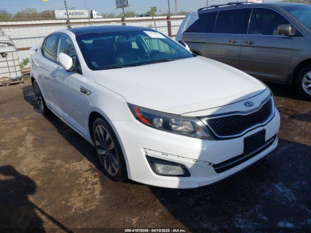  Salvage Kia Optima
