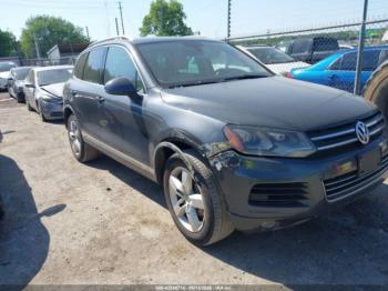  Salvage Volkswagen Touareg