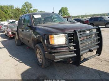  Salvage GMC Sierra 2500