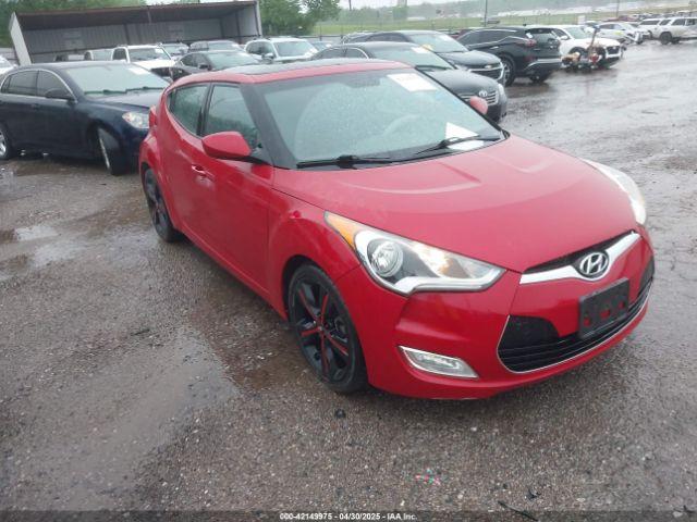  Salvage Hyundai VELOSTER