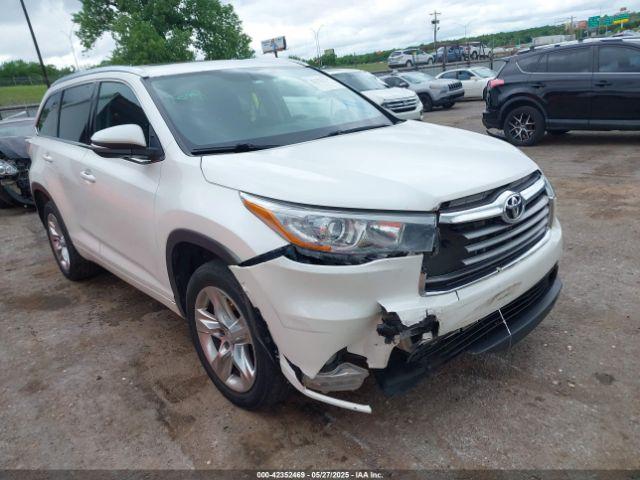  Salvage Toyota Highlander
