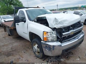  Salvage Chevrolet Silverado 3500