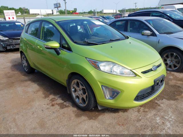 Salvage Ford Fiesta