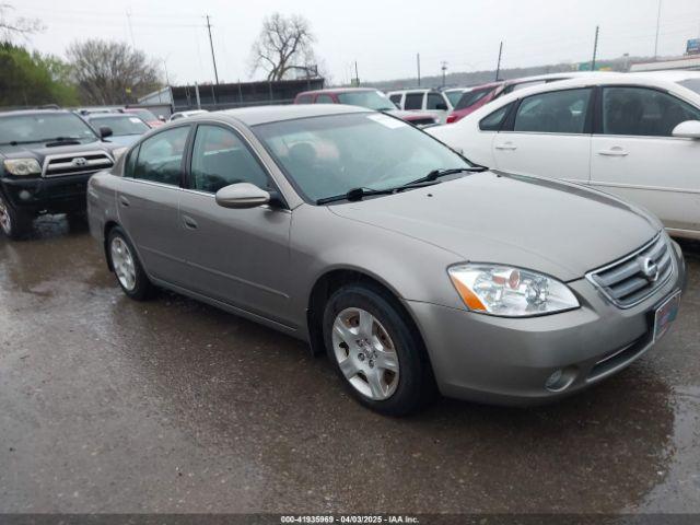  Salvage Nissan Altima