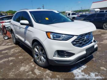  Salvage Ford Edge