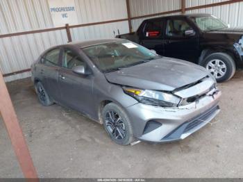  Salvage Kia Forte