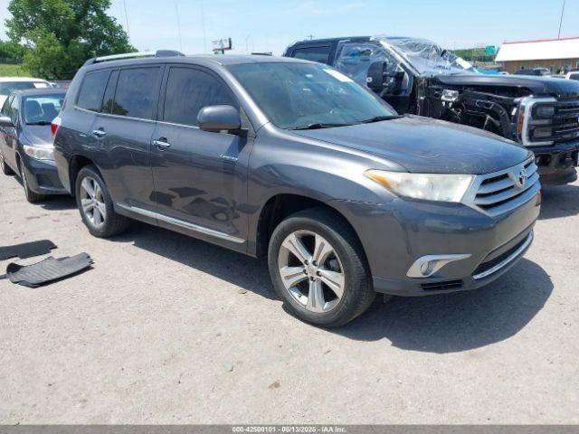  Salvage Toyota Highlander