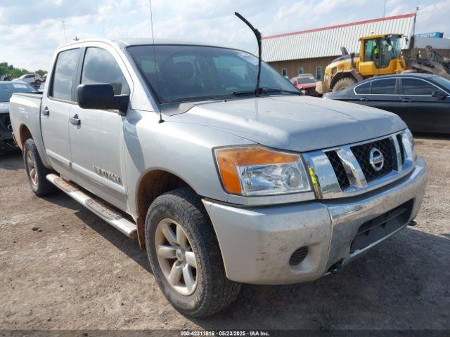  Salvage Nissan Titan