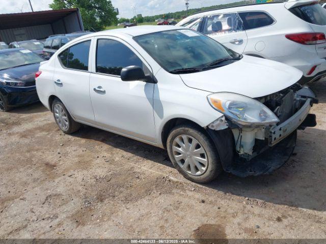  Salvage Nissan Versa
