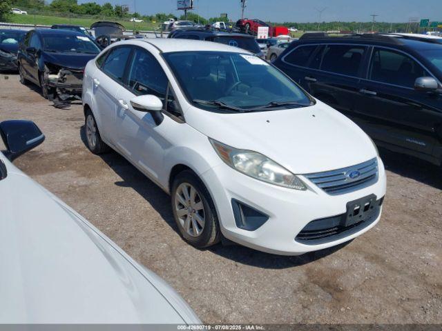  Salvage Ford Fiesta