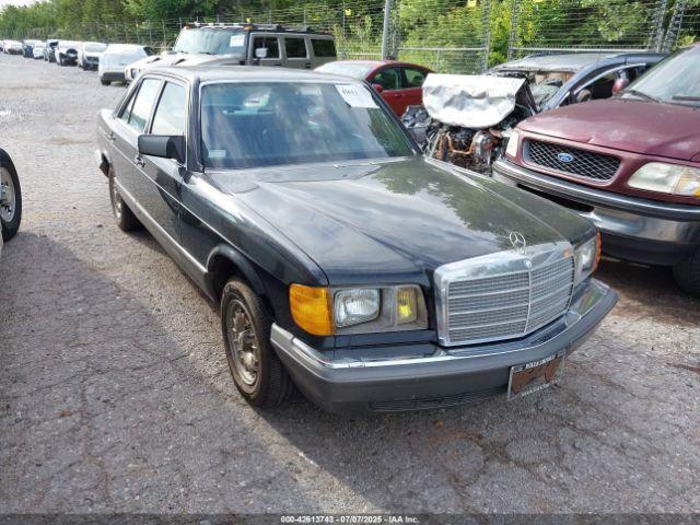  Salvage Mercedes-Benz 300