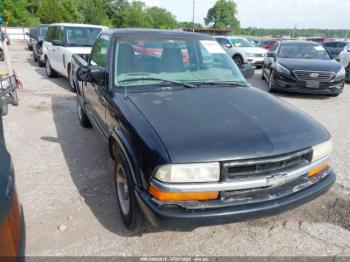  Salvage Chevrolet S-10