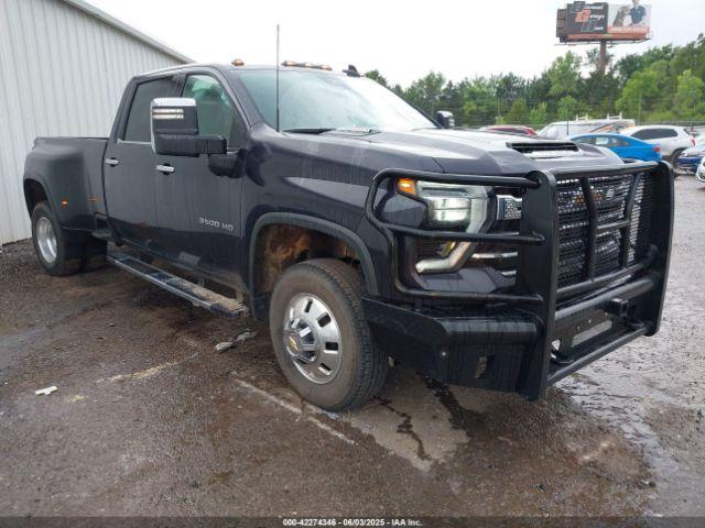  Salvage Chevrolet Silverado 3500