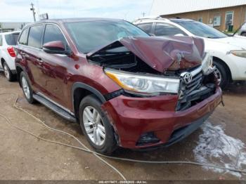  Salvage Toyota Highlander