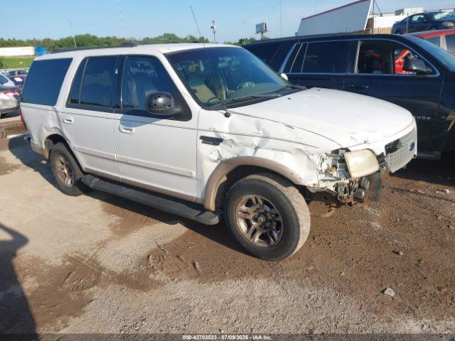  Salvage Ford Expedition