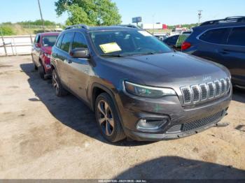  Salvage Jeep Cherokee