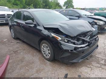  Salvage Kia Forte