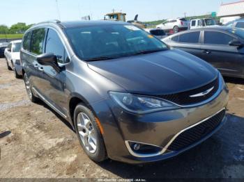  Salvage Chrysler Pacifica