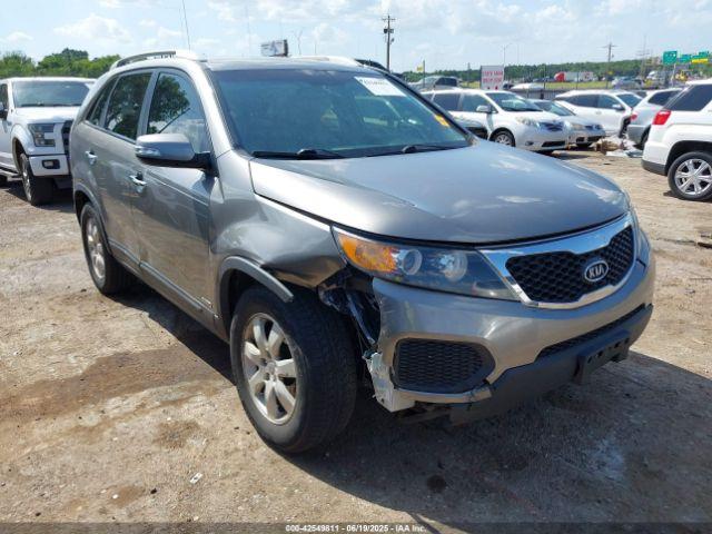  Salvage Kia Sorento