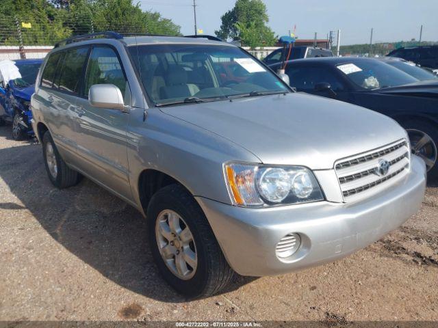  Salvage Toyota Highlander