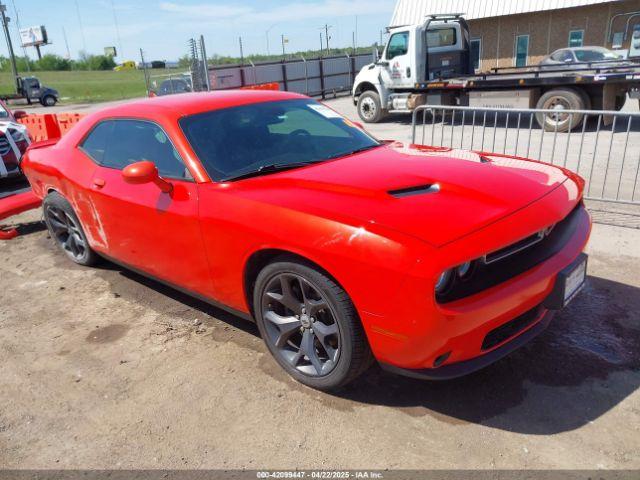  Salvage Dodge Challenger