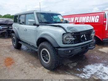  Salvage Ford Bronco