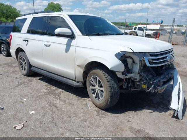  Salvage Ford Expedition