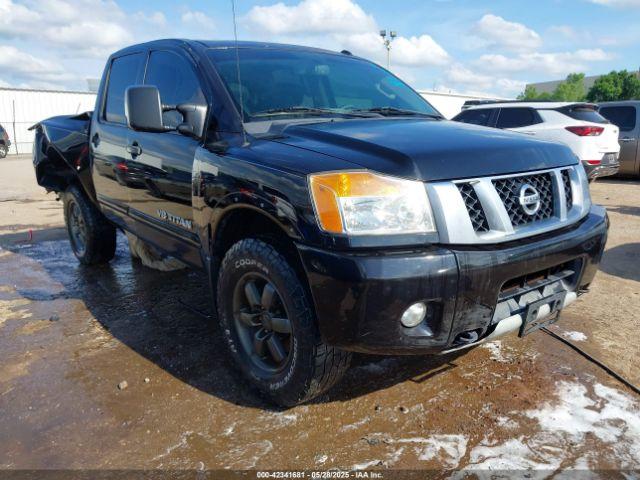  Salvage Nissan Titan