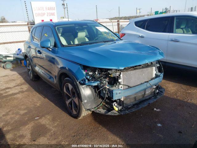  Salvage Volvo XC40