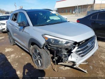  Salvage Hyundai TUCSON