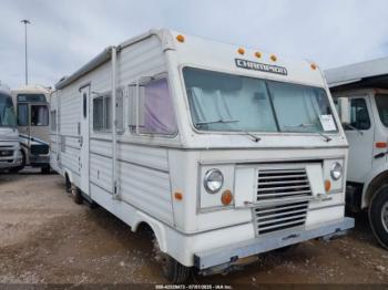  Salvage Champion 916 Motorhome