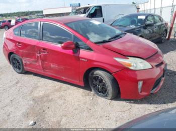  Salvage Toyota Prius