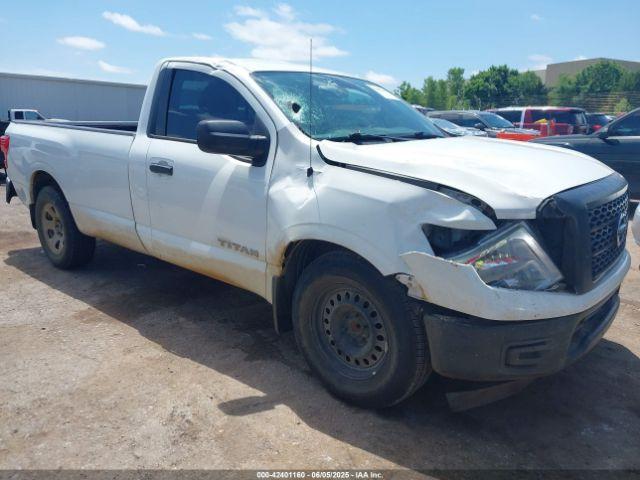  Salvage Nissan Titan