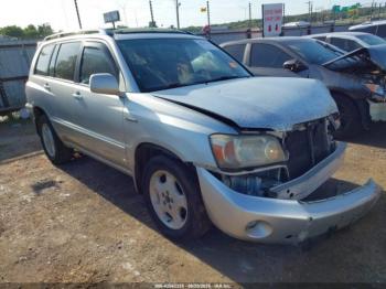 Salvage Toyota Highlander