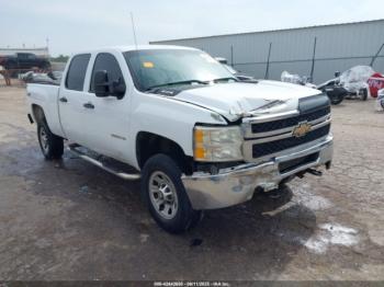  Salvage Chevrolet Silverado 2500