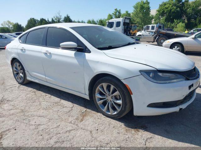  Salvage Chrysler 200