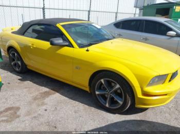  Salvage Ford Mustang