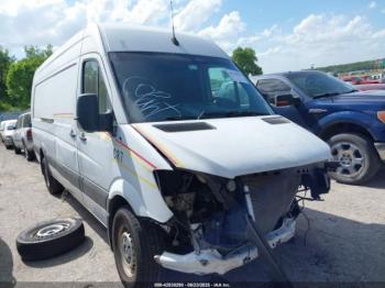  Salvage Mercedes-Benz Sprinter 2500