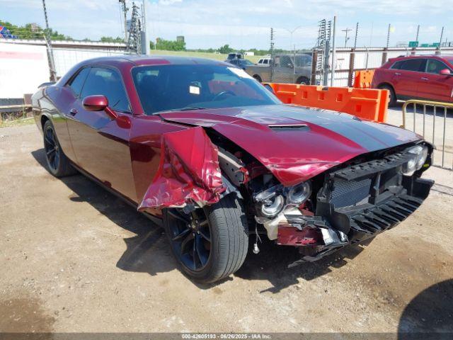  Salvage Dodge Challenger
